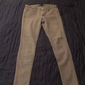 Skinny grey forever 21 jeans.